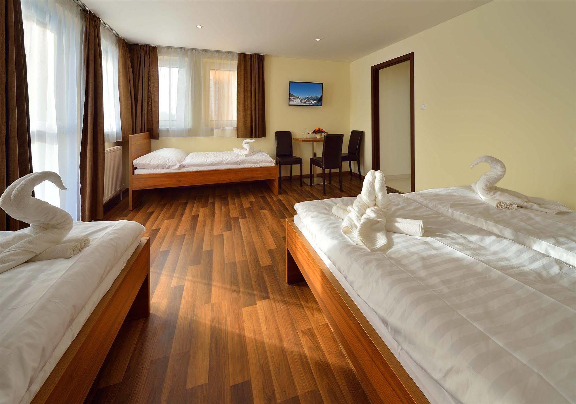 Villa Gloria Rooms & Apartments Donovaly Luaran gambar